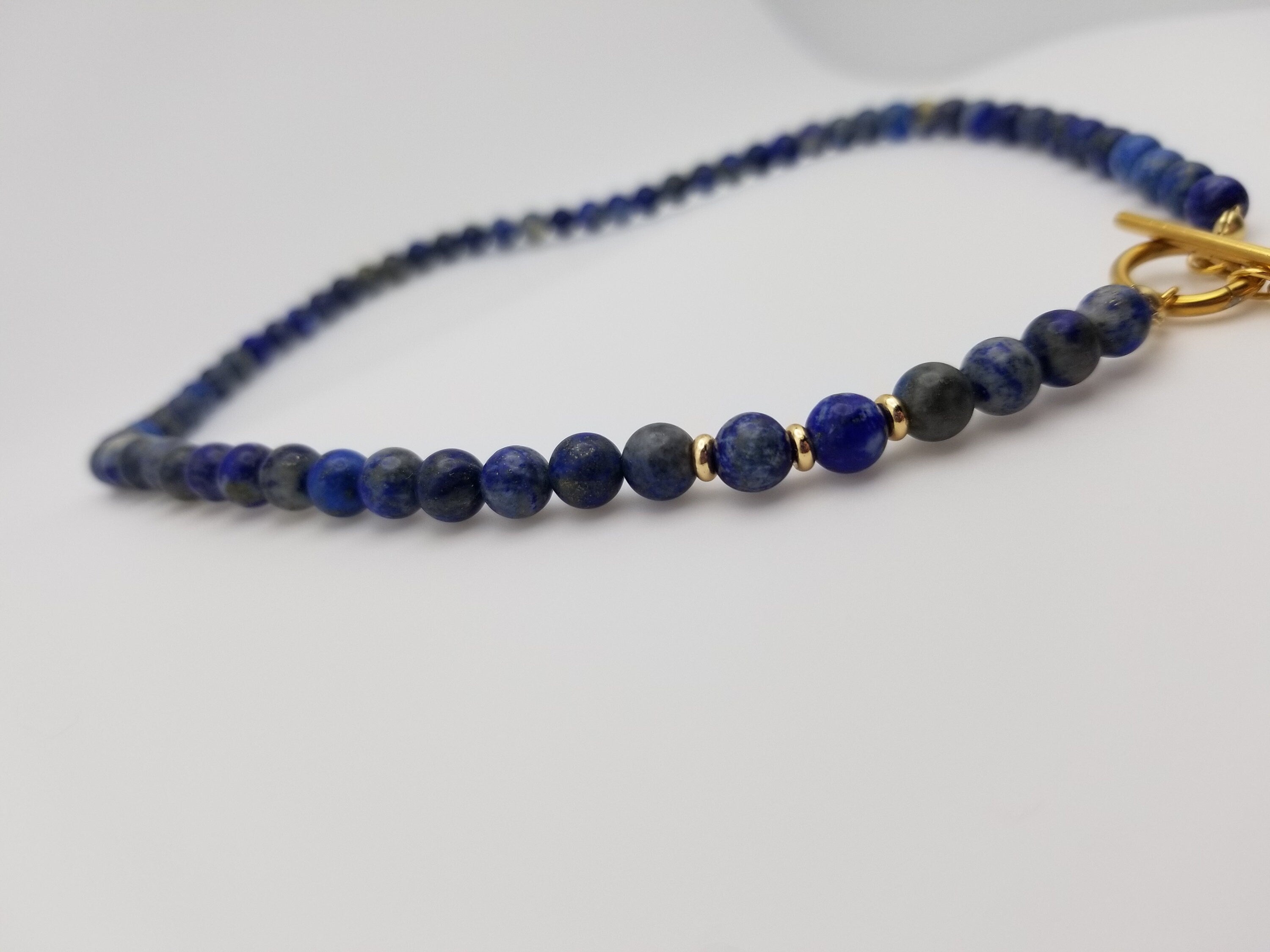 Lapis Lazuli Beaded Choker – Teardrop Pendant, 18k Gold Toggle Necklace