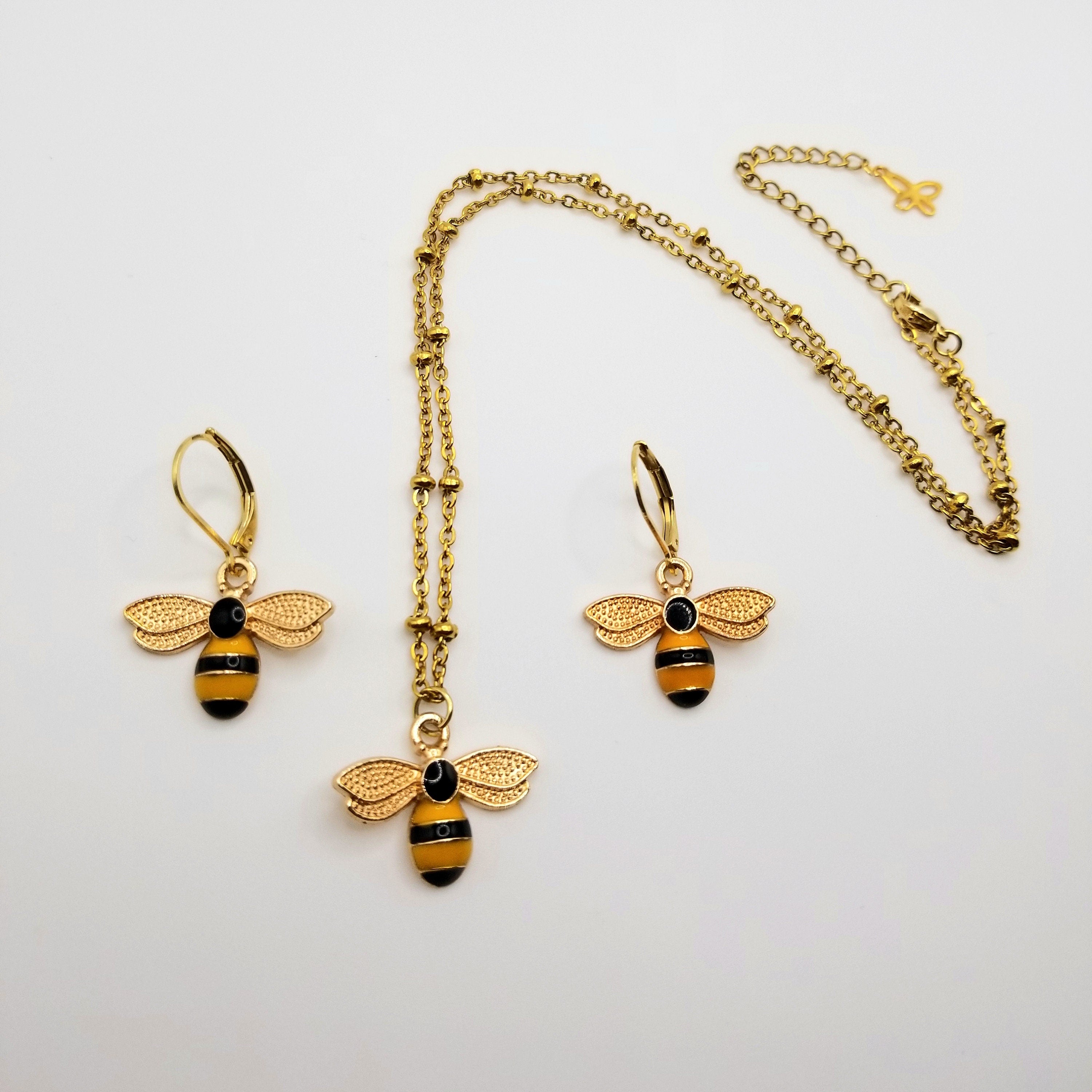 18k Gold Bumblebee Jewelry Set: Honeycomb Necklace and Earrings