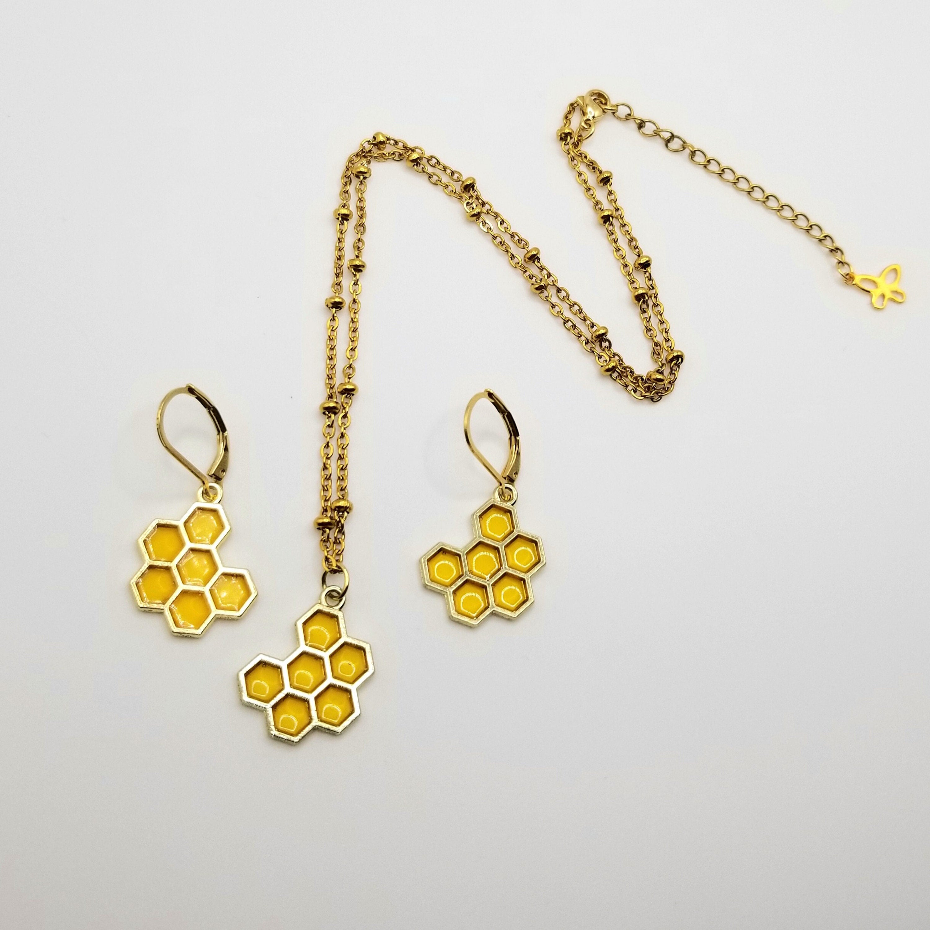 18k Gold Bumblebee Jewelry Set: Honeycomb Necklace and Earrings