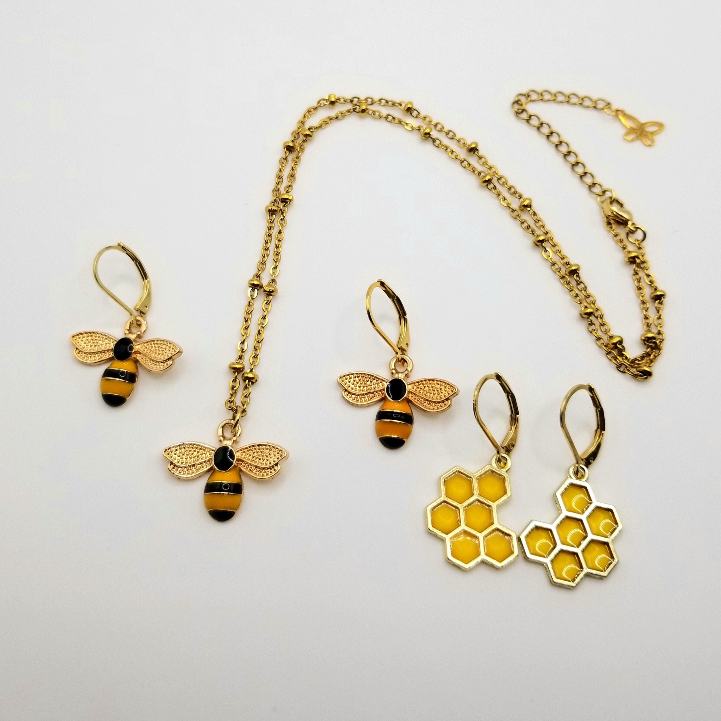 18k Gold Bumblebee Jewelry Set: Honeycomb Necklace and Earrings