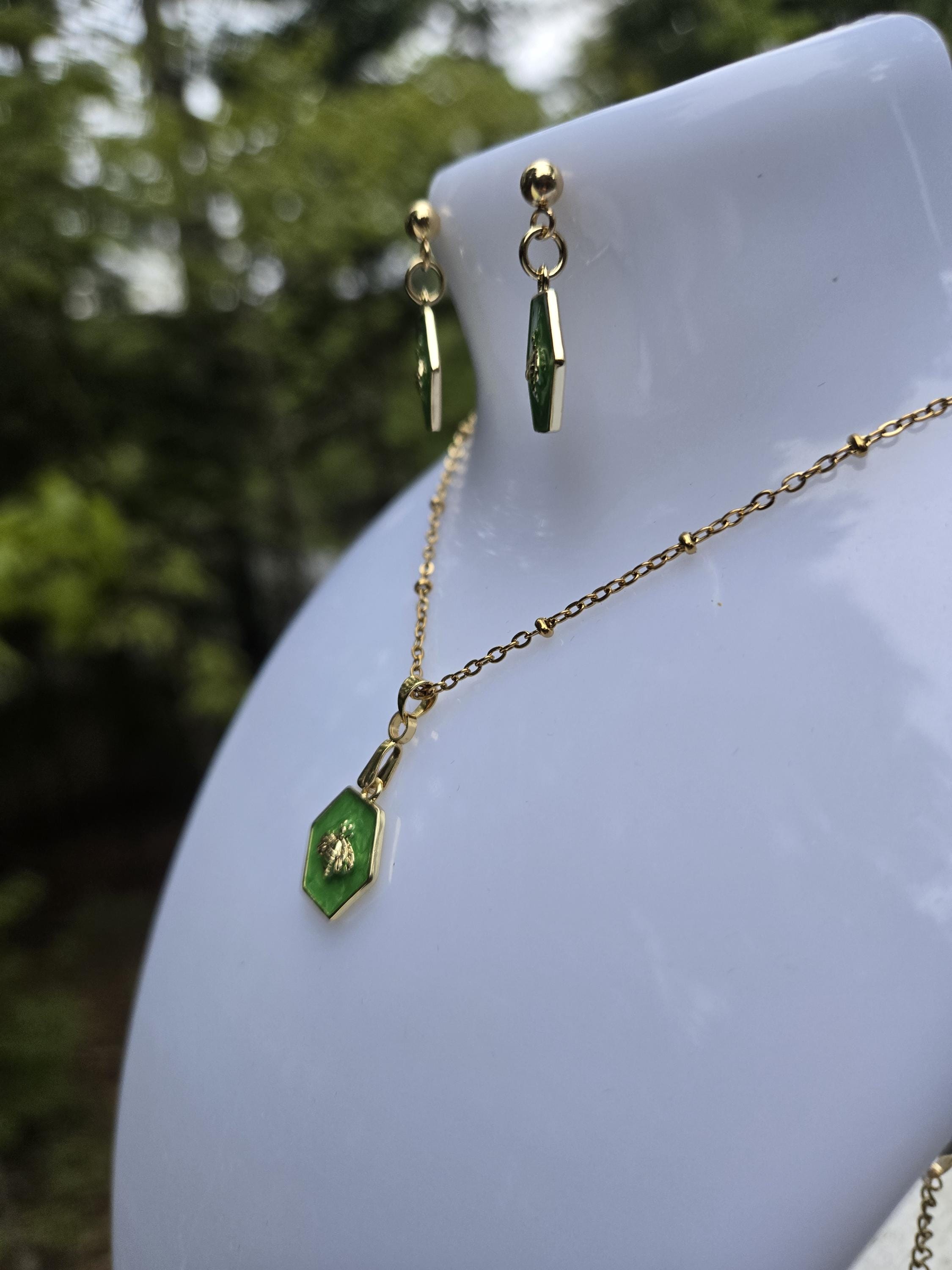 18K Gold Emerald Green Enamel Bee Jewelry Set, Hexagon Honeybee Necklace and Earring Set, Tarnish Resistant, Waterproof, Adjustable
