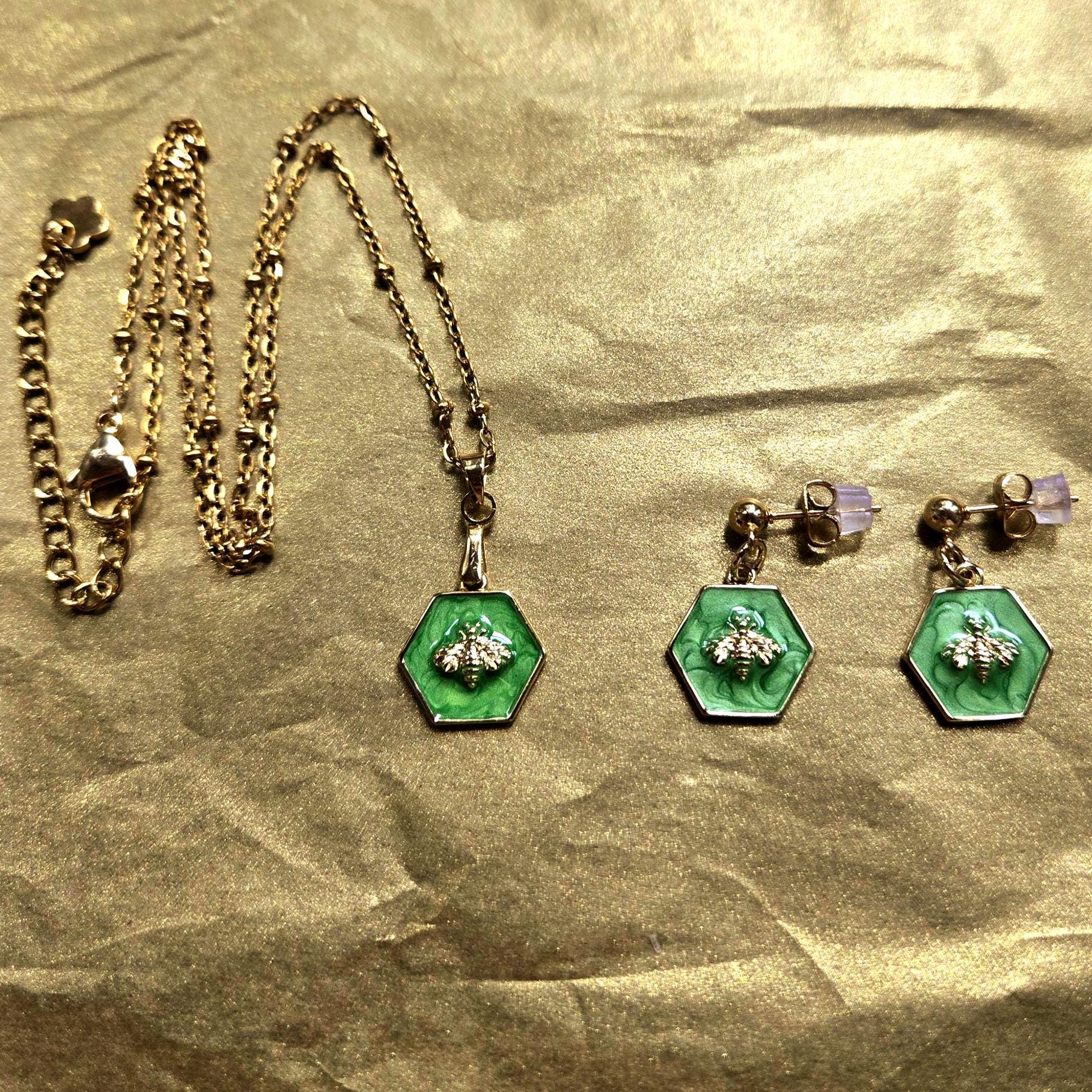 18K Gold Emerald Green Enamel Bee Jewelry Set, Hexagon Honeybee Necklace and Earring Set, Tarnish Resistant, Waterproof, Adjustable