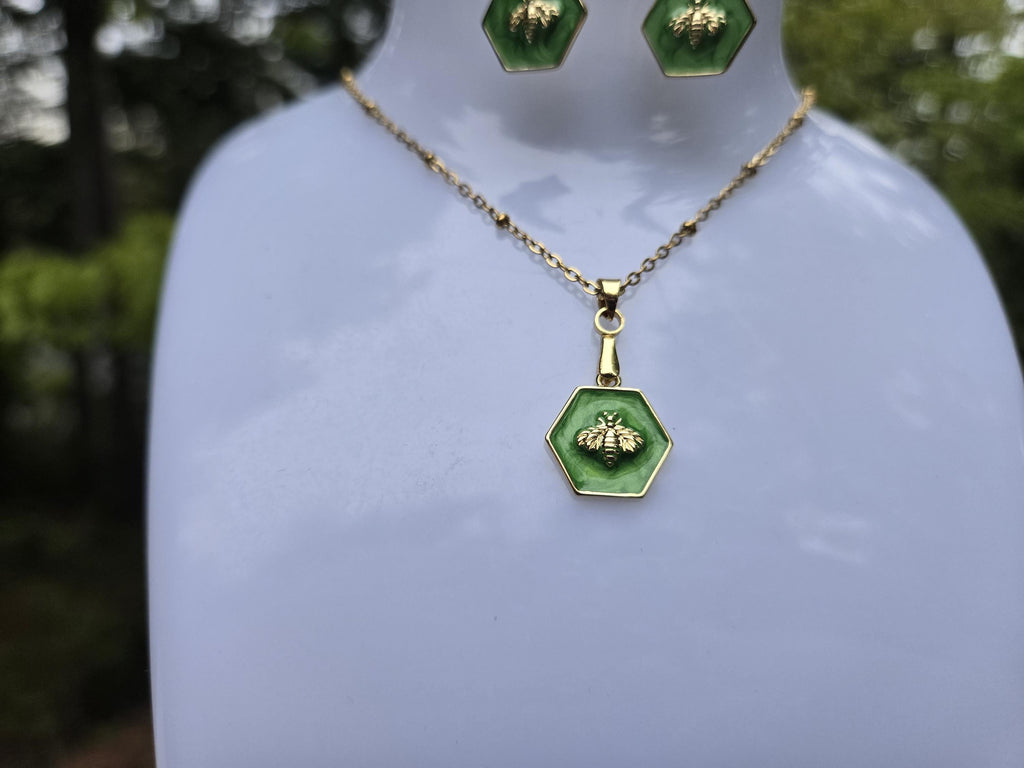 18K Gold Emerald Green Enamel Bee Jewelry Set, Hexagon Honeybee Necklace and Earring Set, Tarnish Resistant, Waterproof, Adjustable