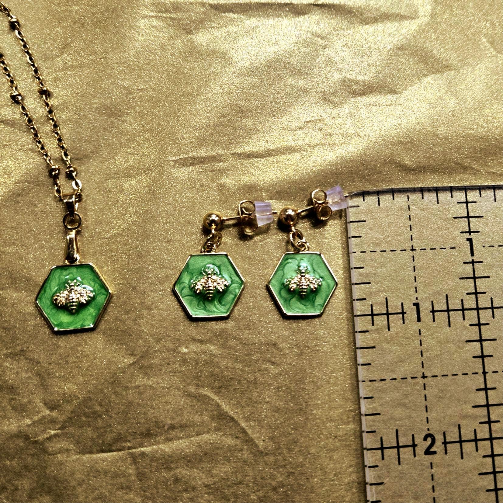 18K Gold Emerald Green Enamel Bee Jewelry Set, Hexagon Honeybee Necklace and Earring Set, Tarnish Resistant, Waterproof, Adjustable